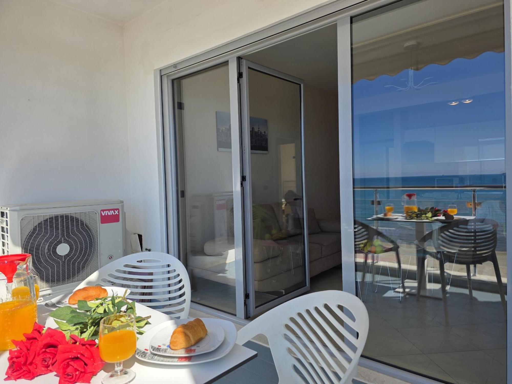 Brisa Del Mar Apartments Durrës Esterno foto